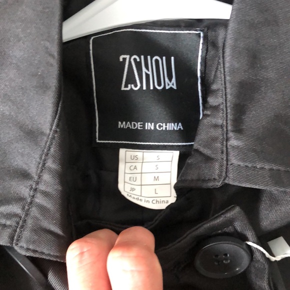 Black trench with zipper sleeves - Picture 2 of 7